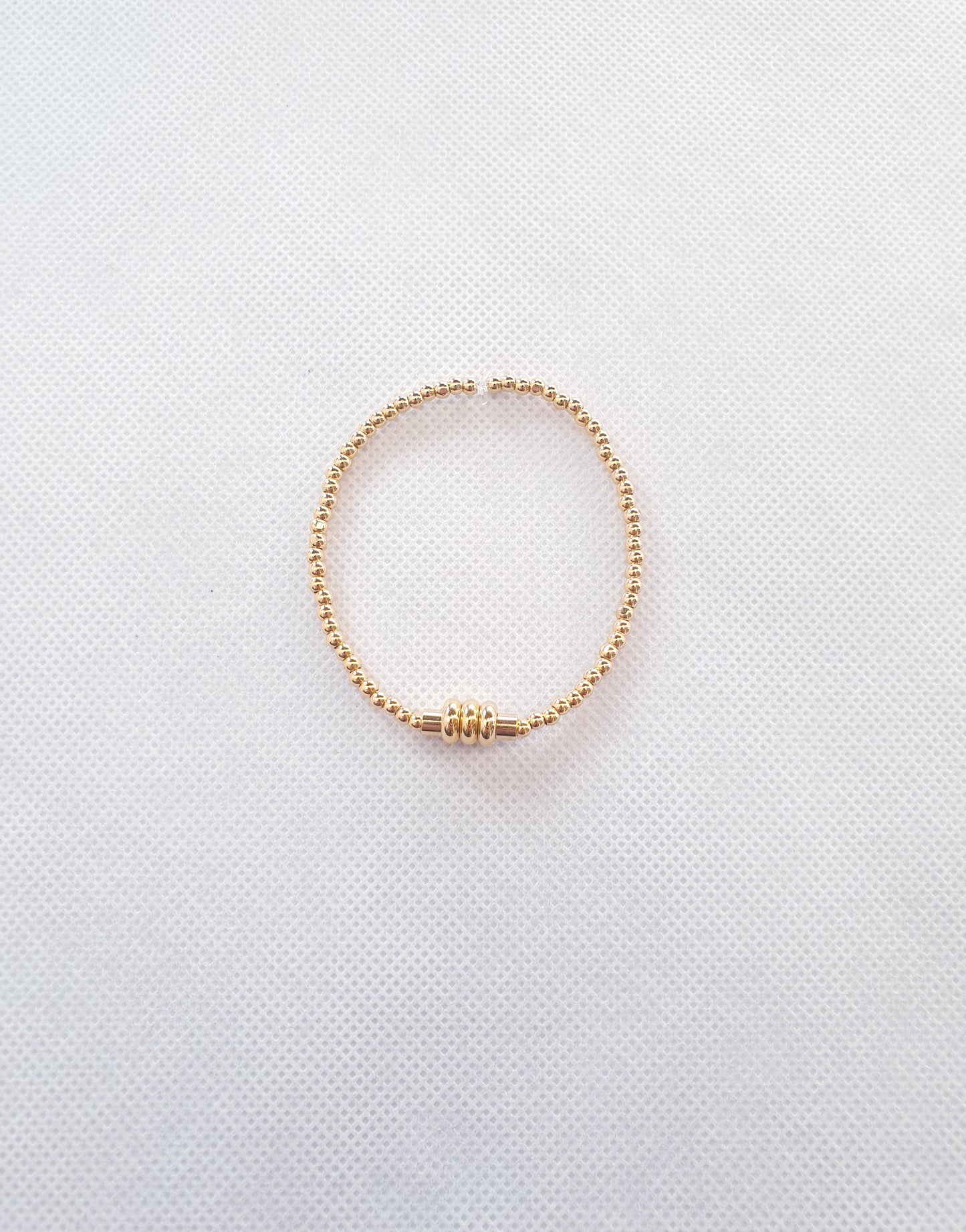 Gold Disc Charm 3mm Minimalistic Bracelet